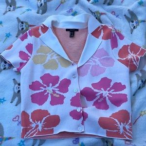 Brand: Forever 21. Size: Large. Color: White Base, Yellow, Pink, and Orange.